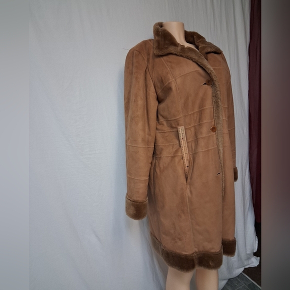 Alfani Outerwear Women Size L Tan Teddy Jacket with Faux Fur Accents - Picture 9 of 16